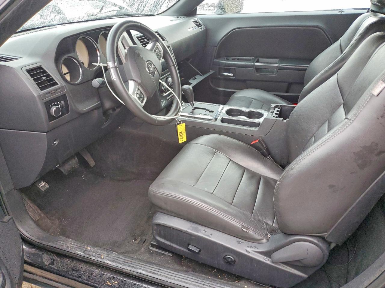 2013 DODGE CHALLENGER SXT photo 7