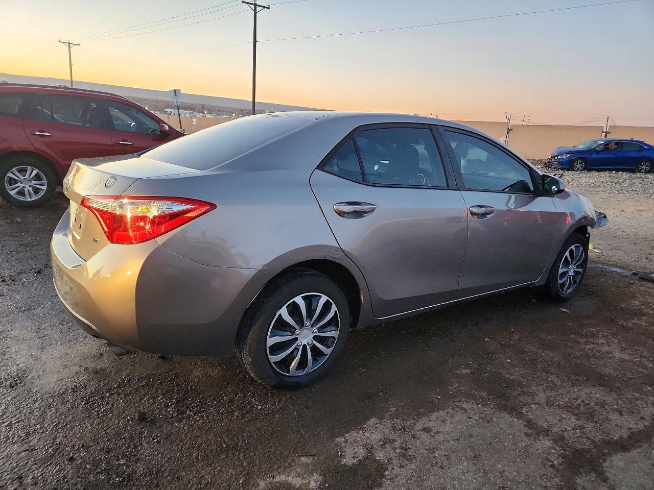 2014 TOYOTA COROLLA L photo 3