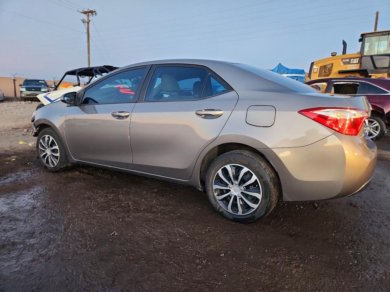 2014 TOYOTA COROLLA L photo 2