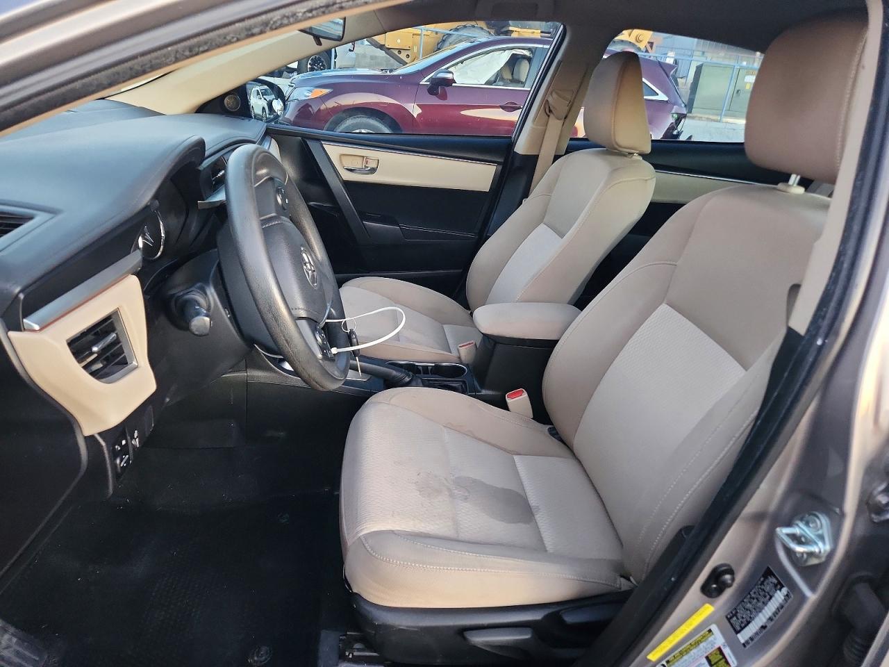 2014 TOYOTA COROLLA L photo 7