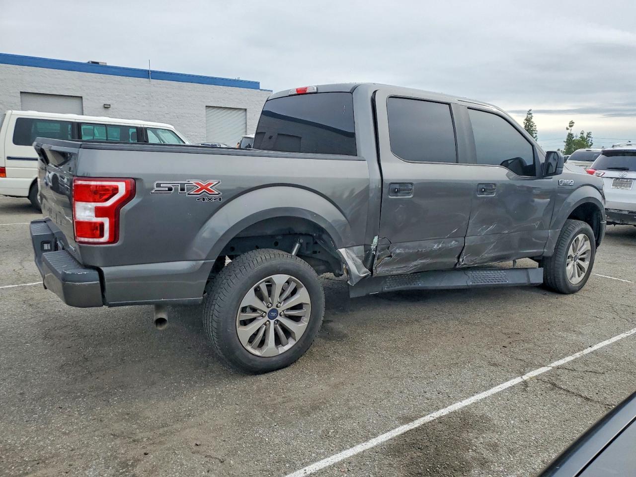 2018 FORD F150 SUPERCREW photo 3