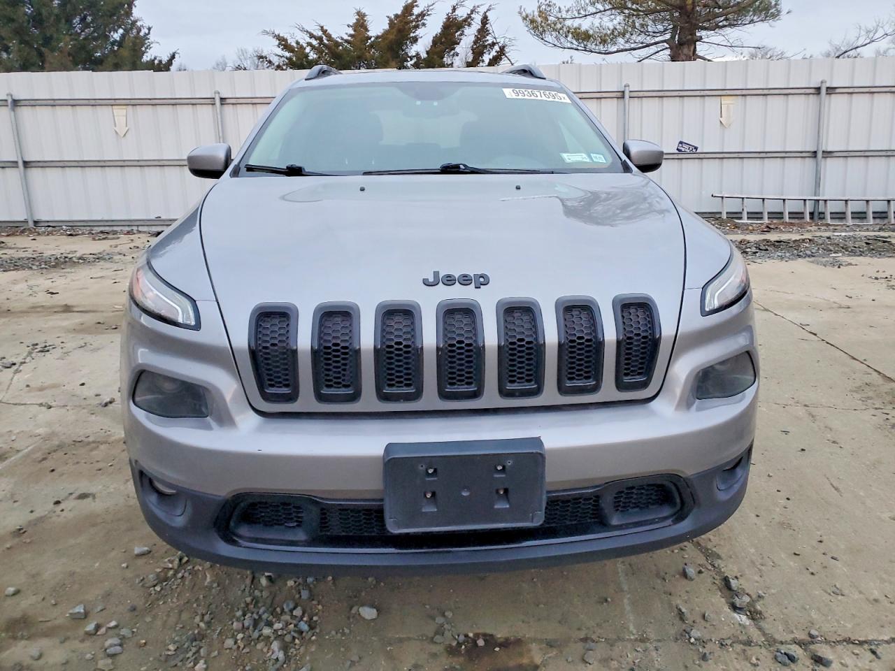 2016 JEEP CHEROKEE LATITUDE photo 5