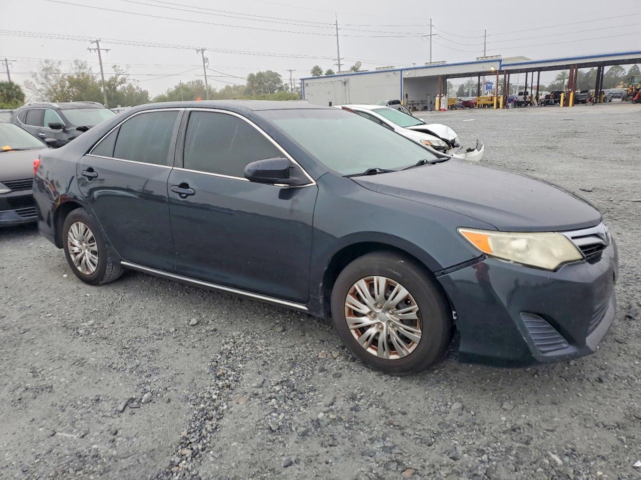 2012 TOYOTA CAMRY BASE photo 4