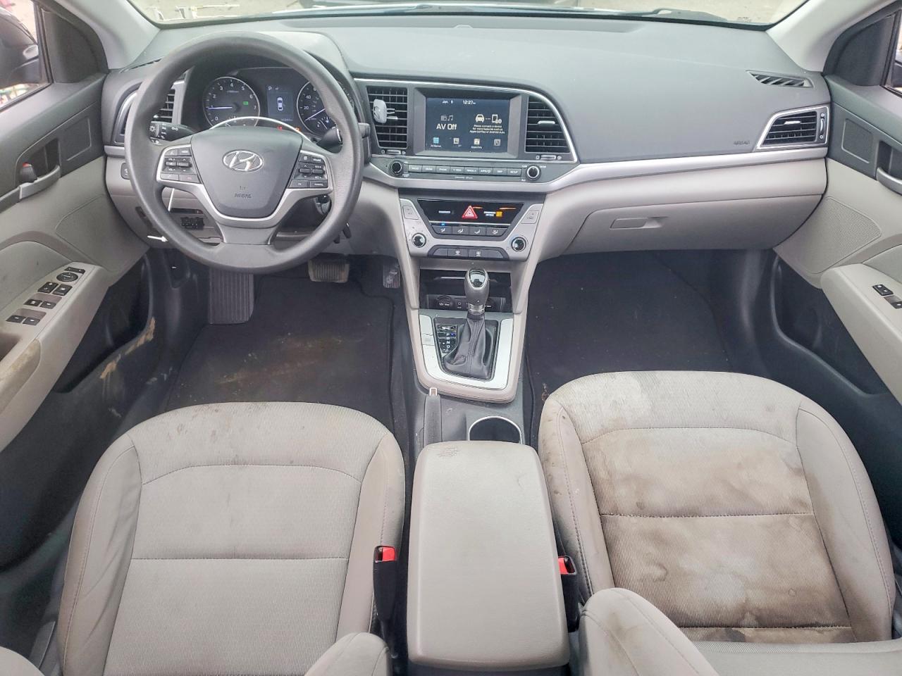 2018 HYUNDAI ELANTRA SEL photo 8