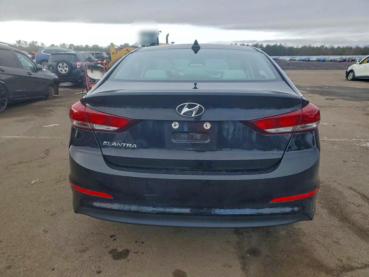 2018 HYUNDAI ELANTRA SEL photo 6