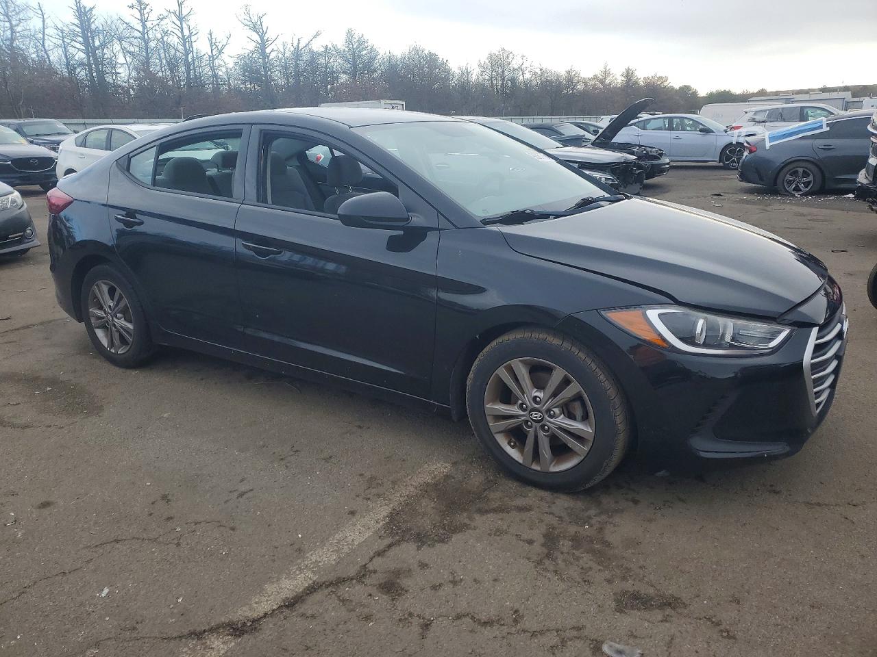 2018 HYUNDAI ELANTRA SEL photo 4