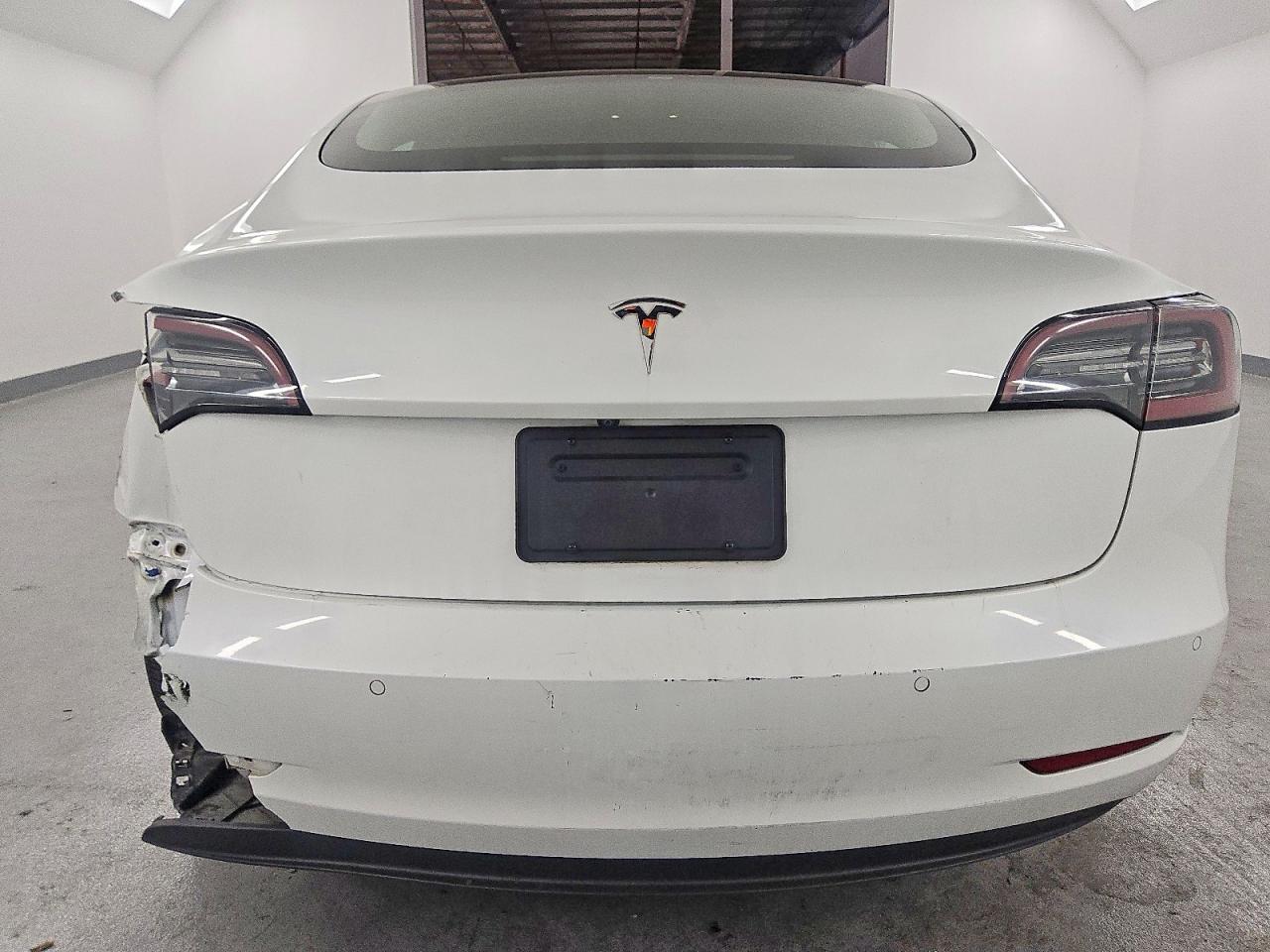 2022 TESLA MODEL 3 photo 6