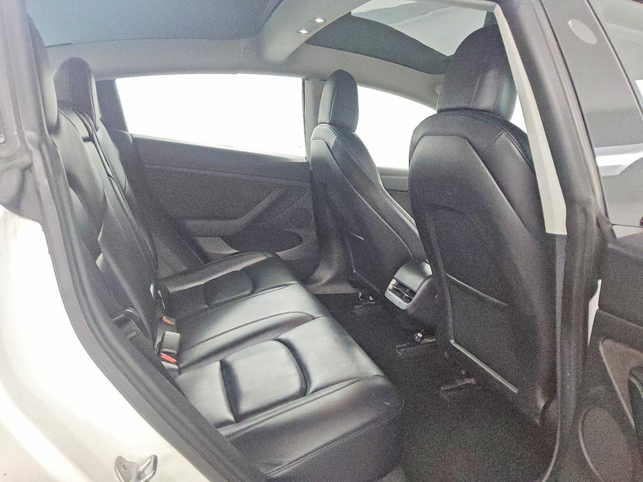 2022 TESLA MODEL 3 photo 10