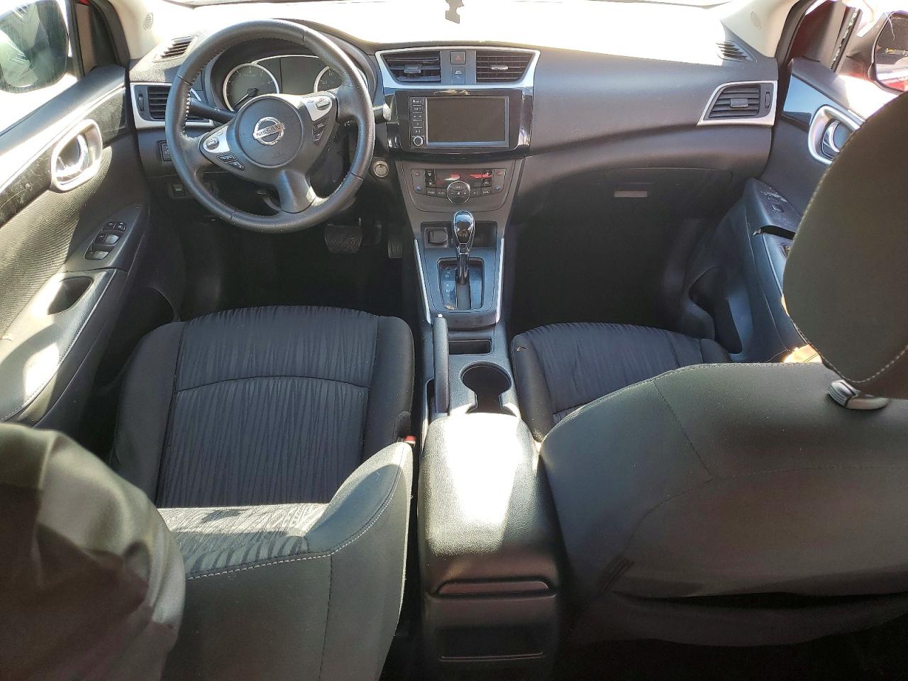 2019 NISSAN SENTRA S photo 8