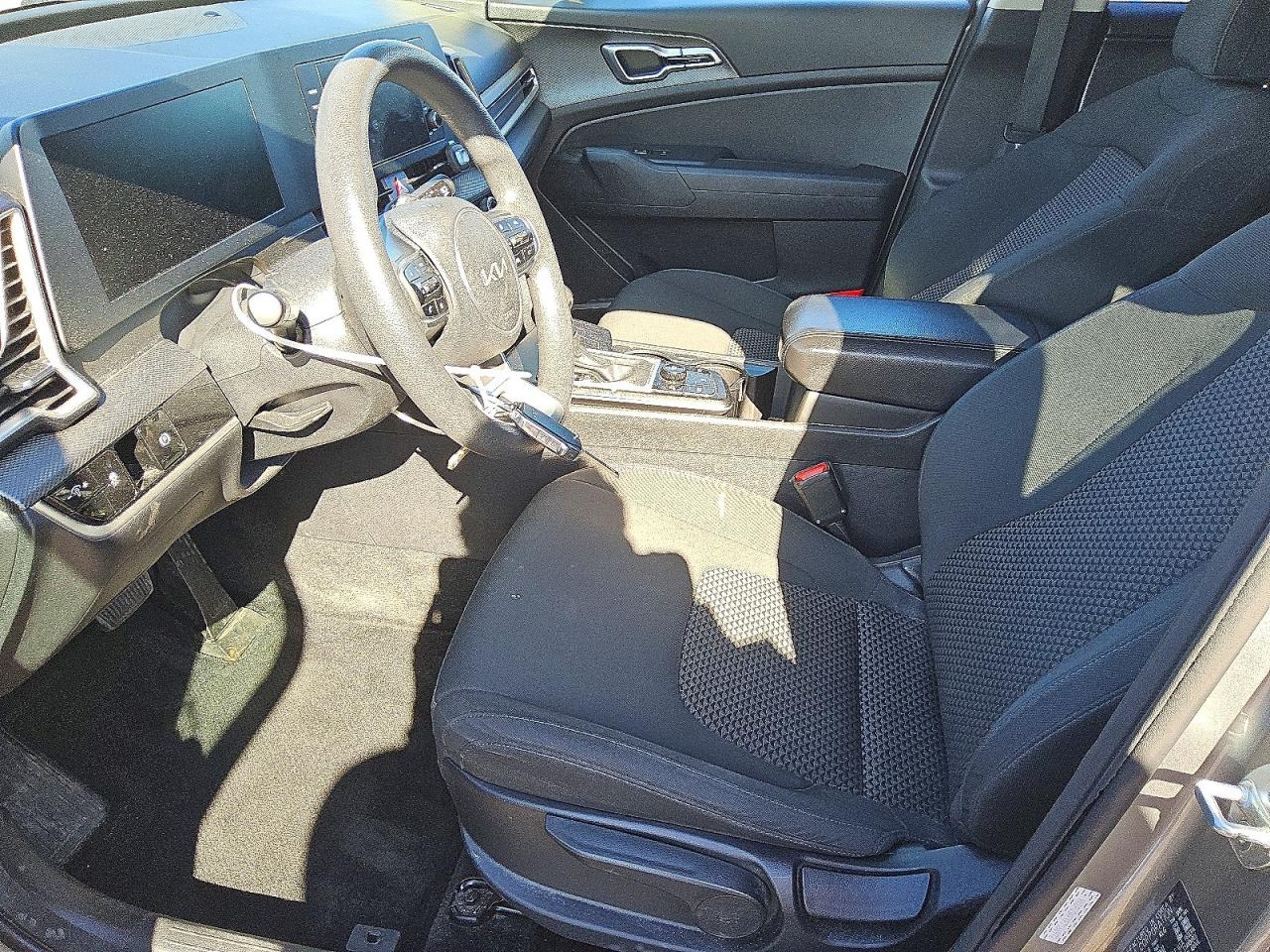 2023 KIA SPORTAGE LX photo 7