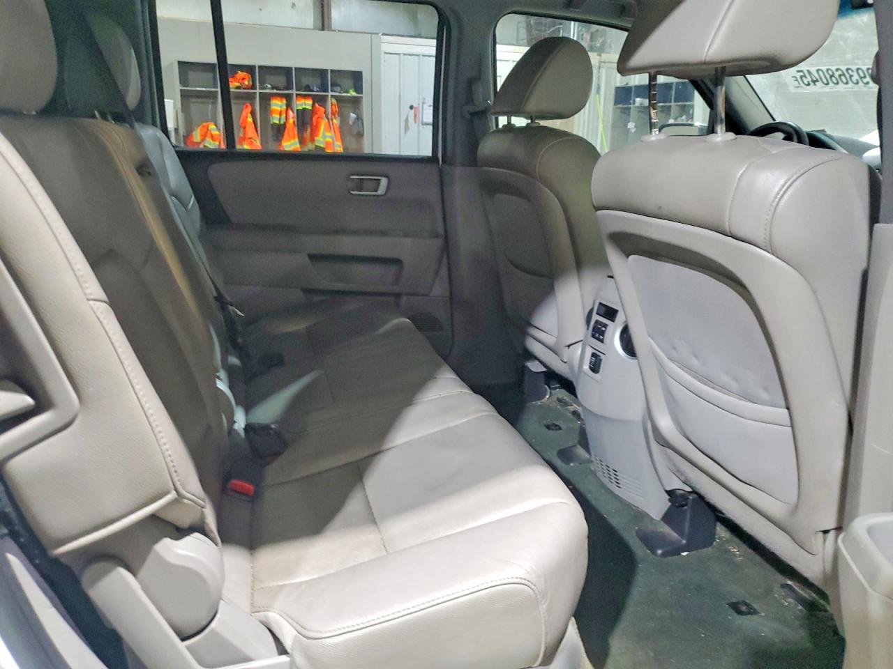 2015 HONDA PILOT EXL photo 21