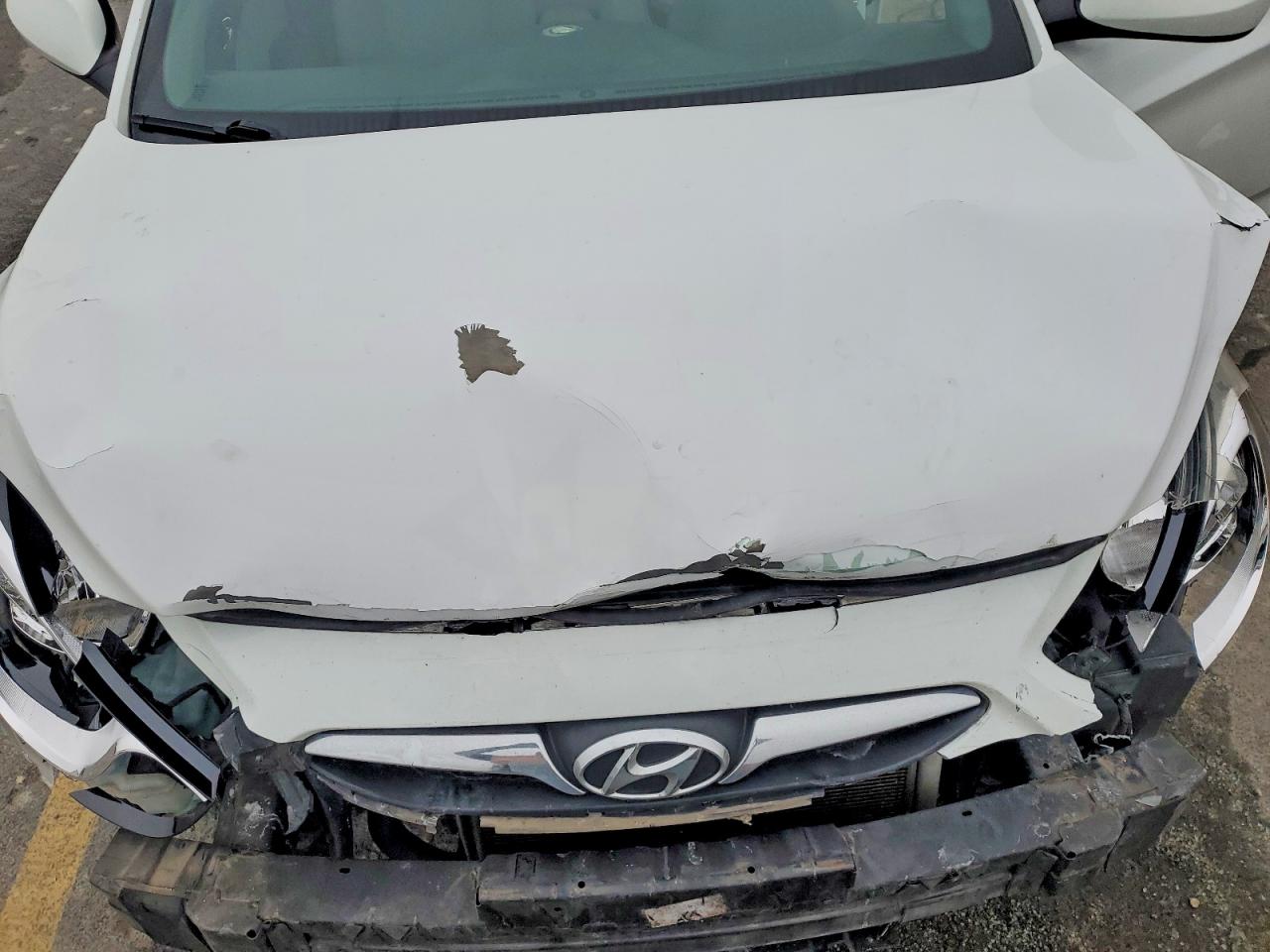 2012 HYUNDAI ACCENT GLS photo 11