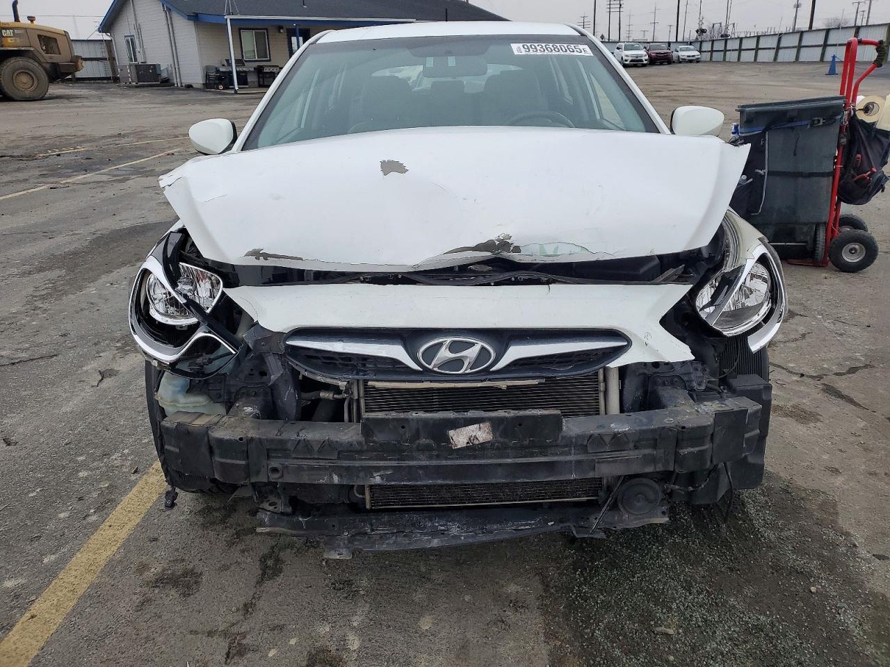 2012 HYUNDAI ACCENT GLS photo 5