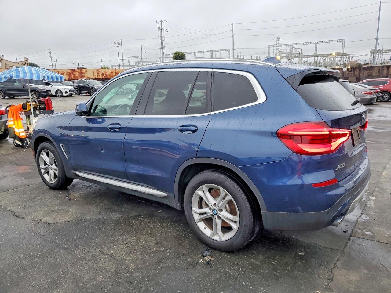 2019 BMW X3 XDRIVE30I photo 2