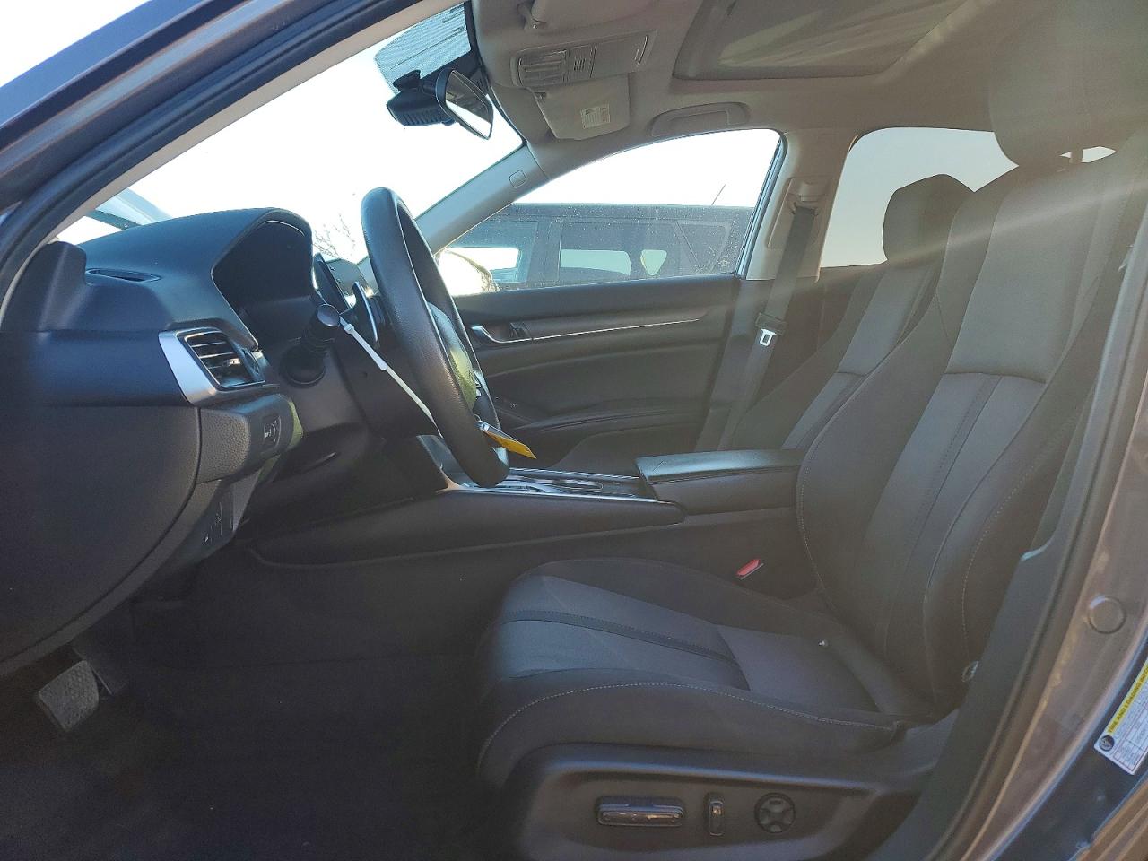 2018 HONDA ACCORD HYBRID EX photo 13