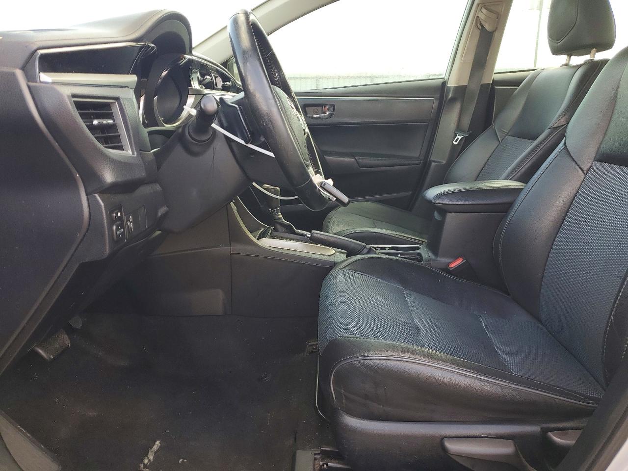 2014 TOYOTA COROLLA L photo 7
