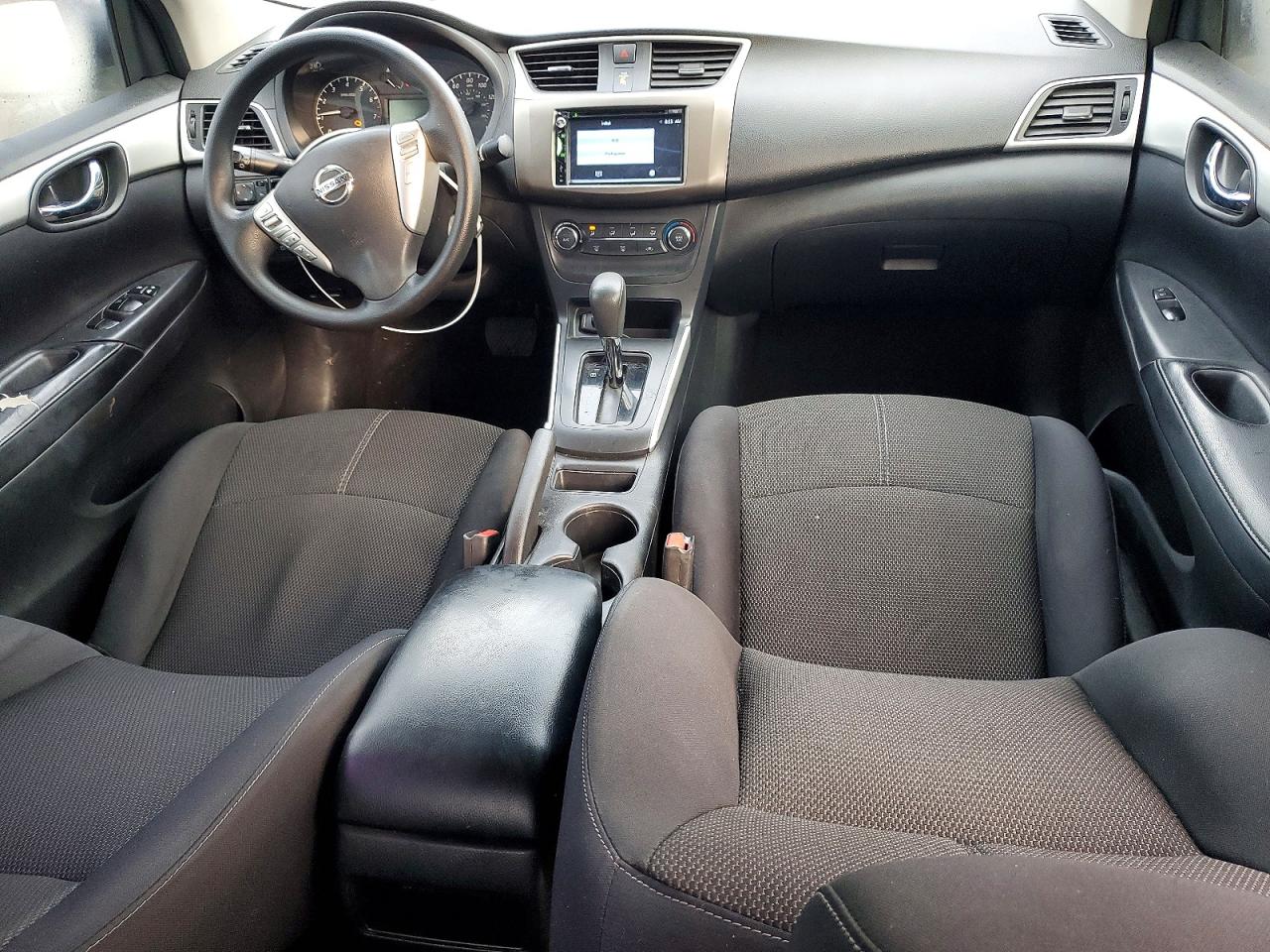 2016 NISSAN SENTRA S photo 8