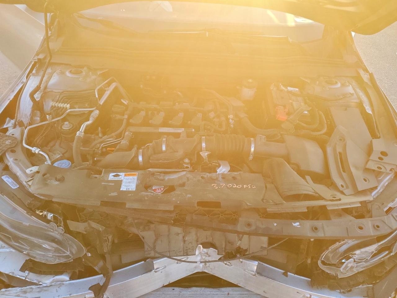 2018 HONDA ACCORD LX photo 11