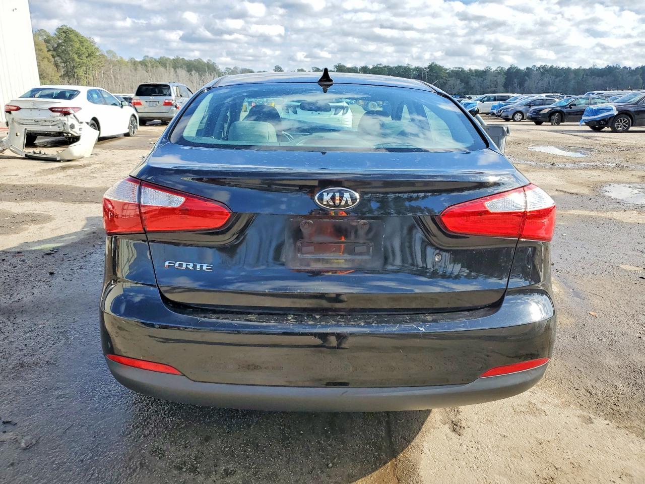 2015 KIA FORTE LX photo 6