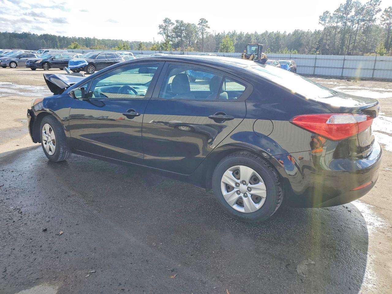 2015 KIA FORTE LX photo 2