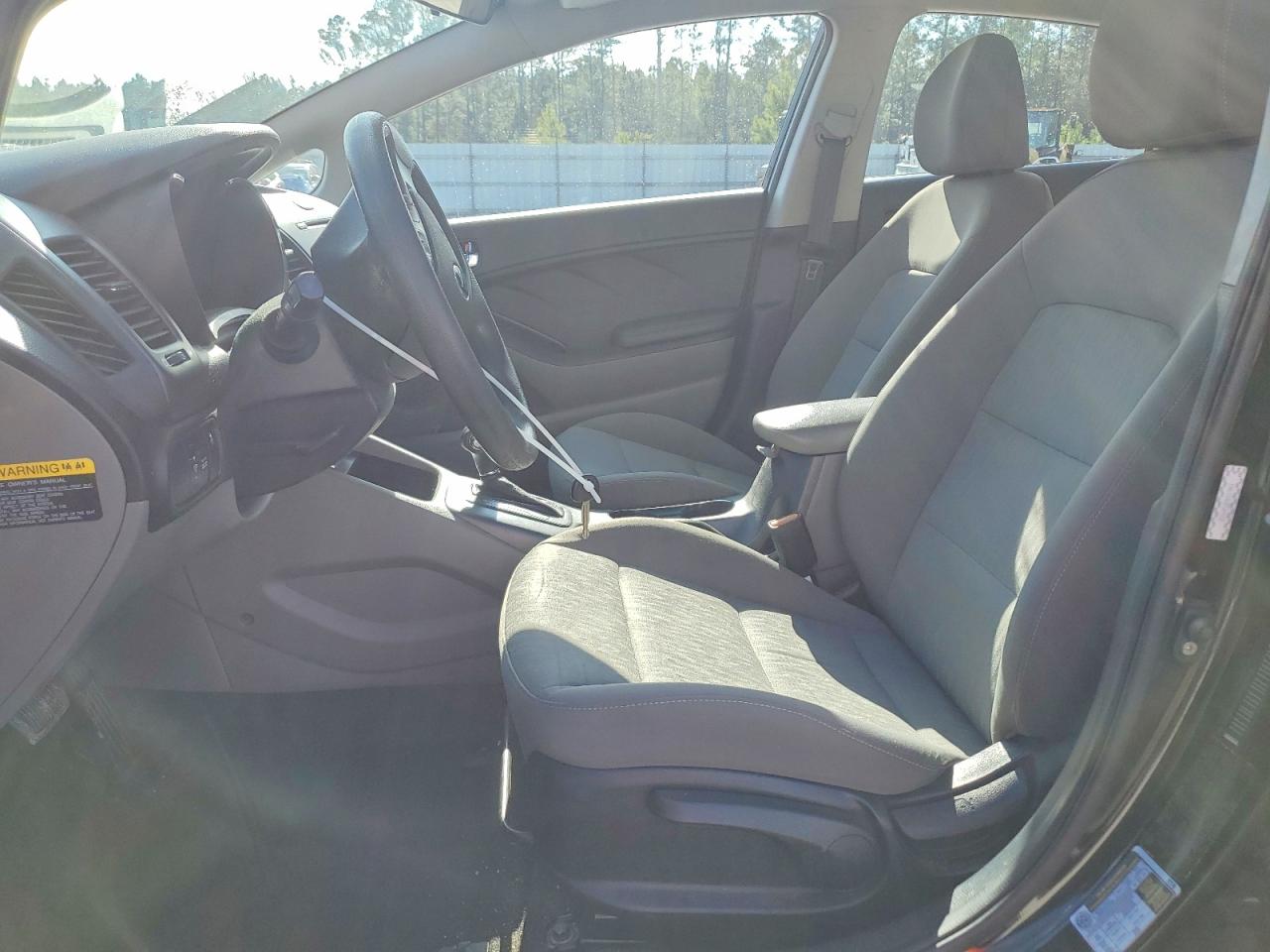 2015 KIA FORTE LX photo 7