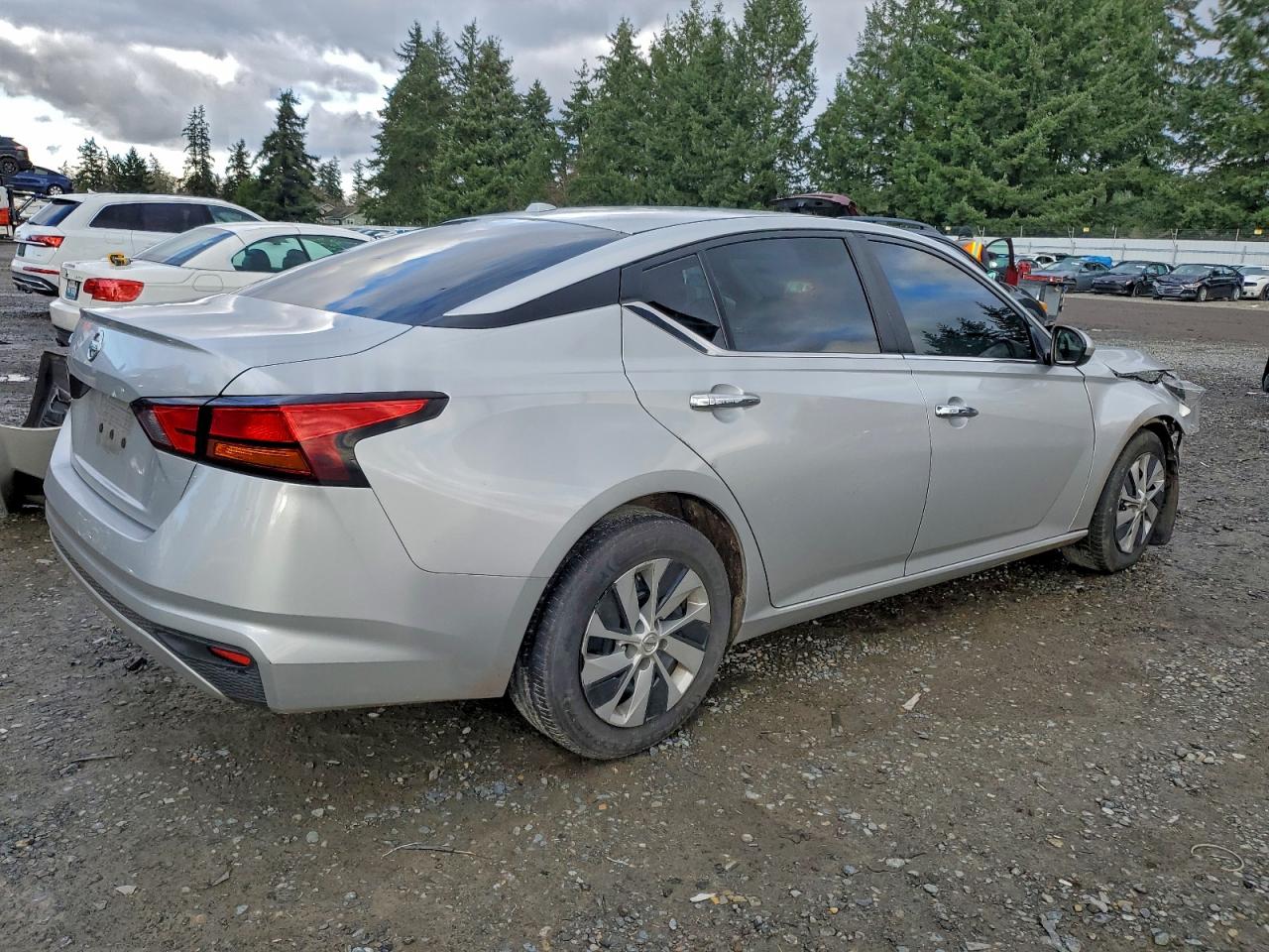 2019 NISSAN ALTIMA S photo 3