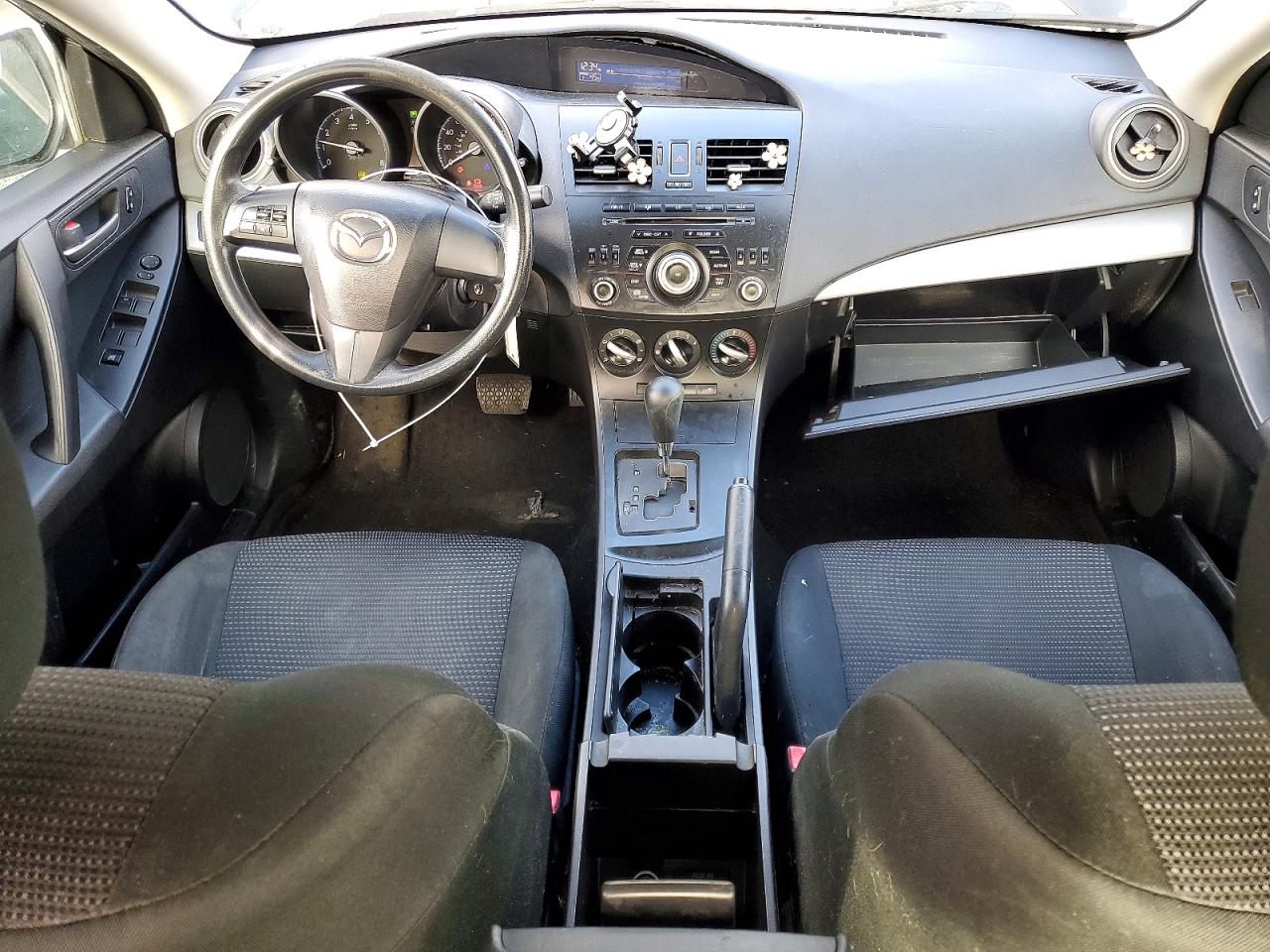 2013 MAZDA 3 I photo 8