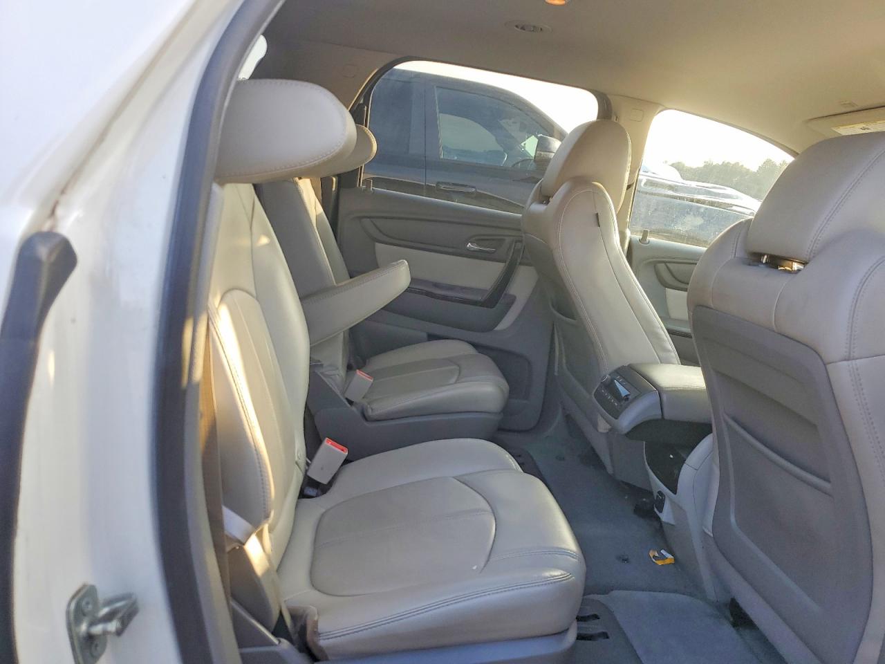 2015 GMC ACADIA SLT-1 photo 11