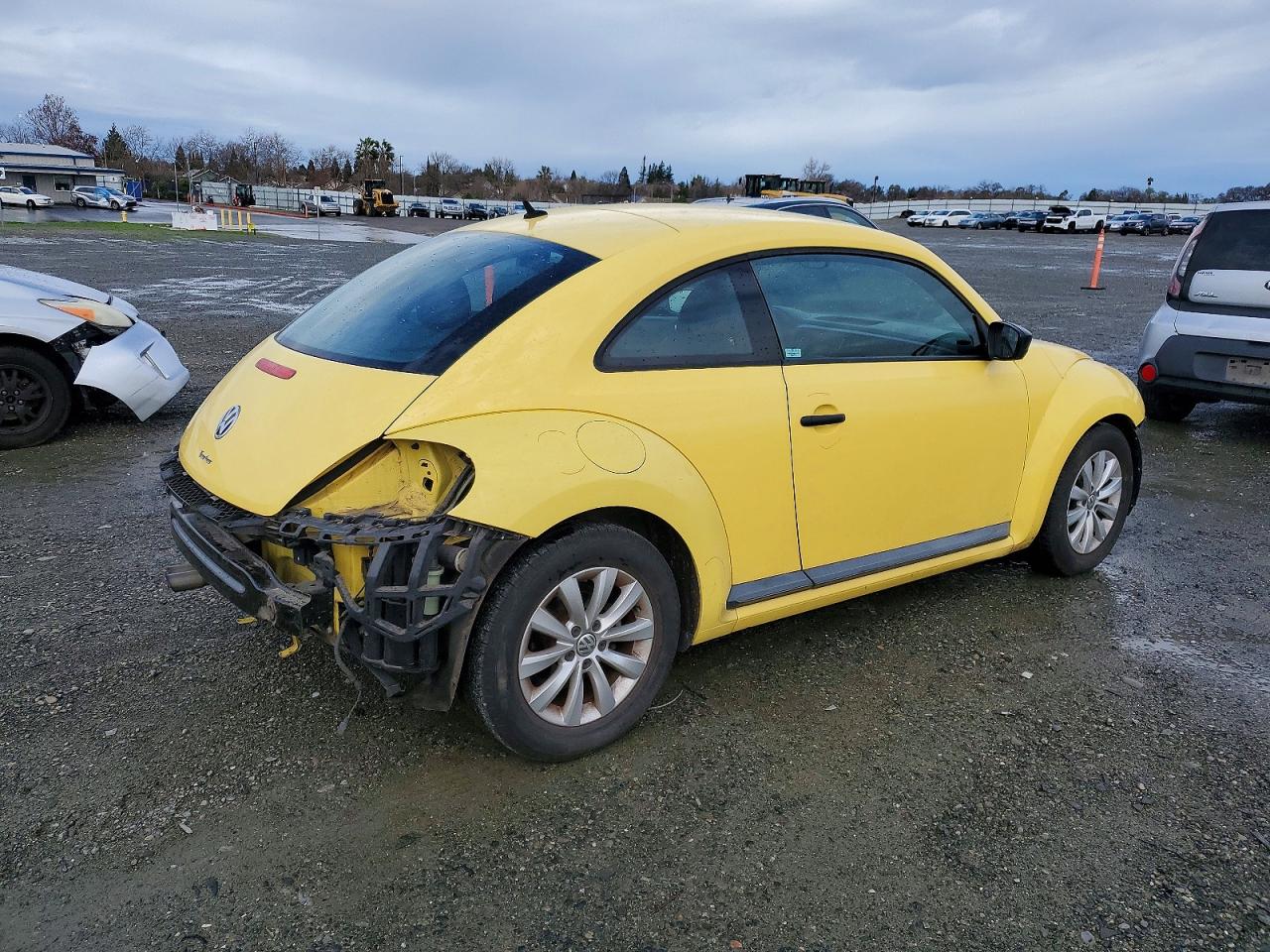 2016 VOLKSWAGEN BEETLE 1.8T photo 3