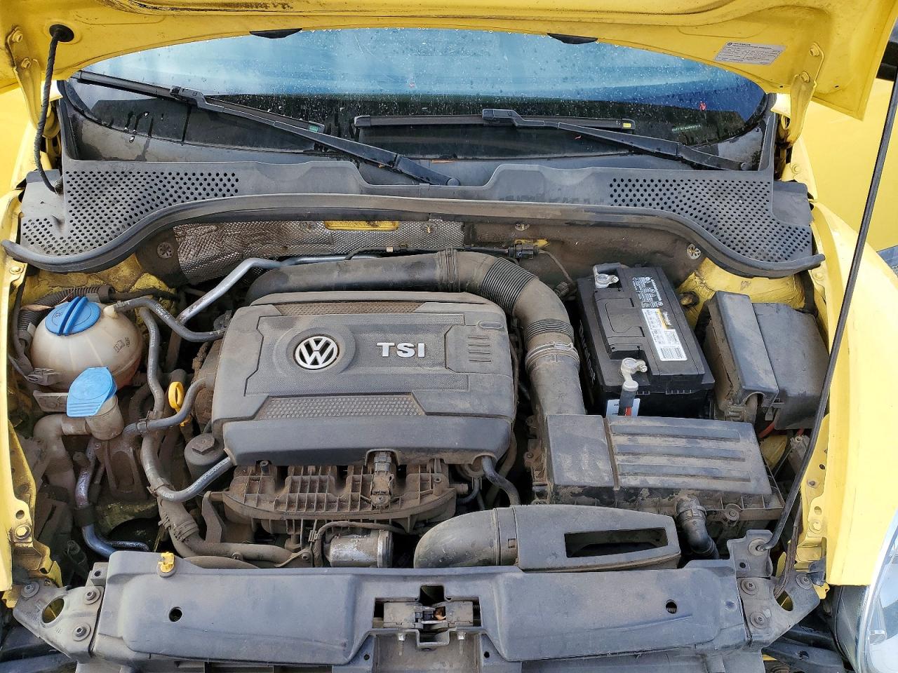 2016 VOLKSWAGEN BEETLE 1.8T photo 11