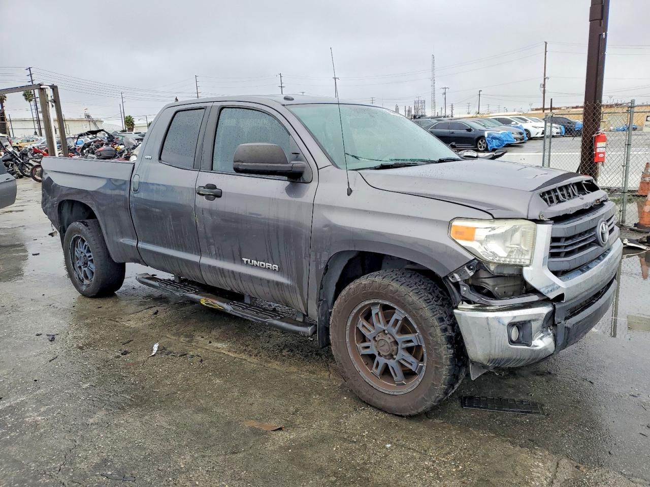 2014 TOYOTA TUNDRA DOUBLE CAB SR photo 4