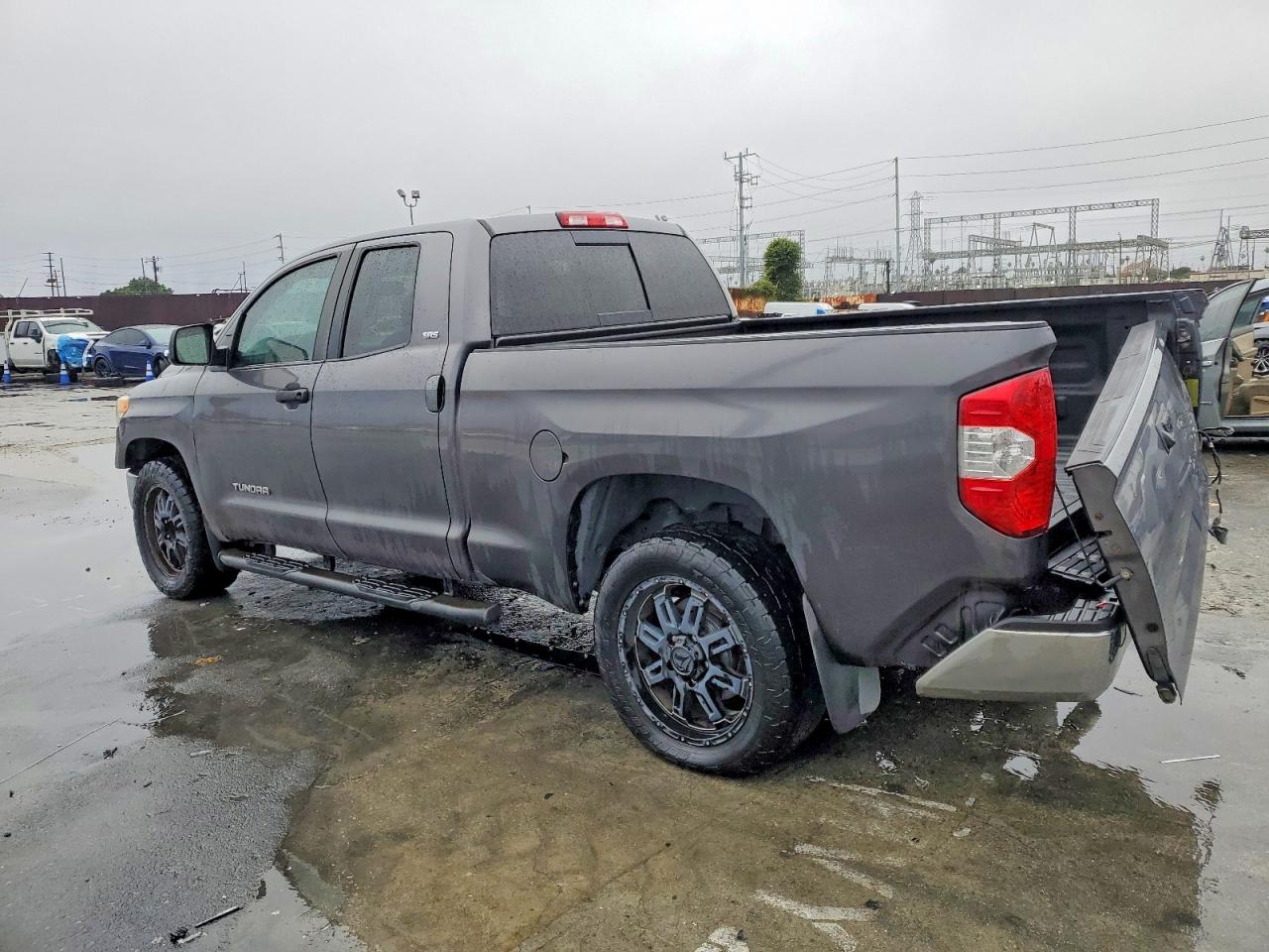 2014 TOYOTA TUNDRA DOUBLE CAB SR photo 2