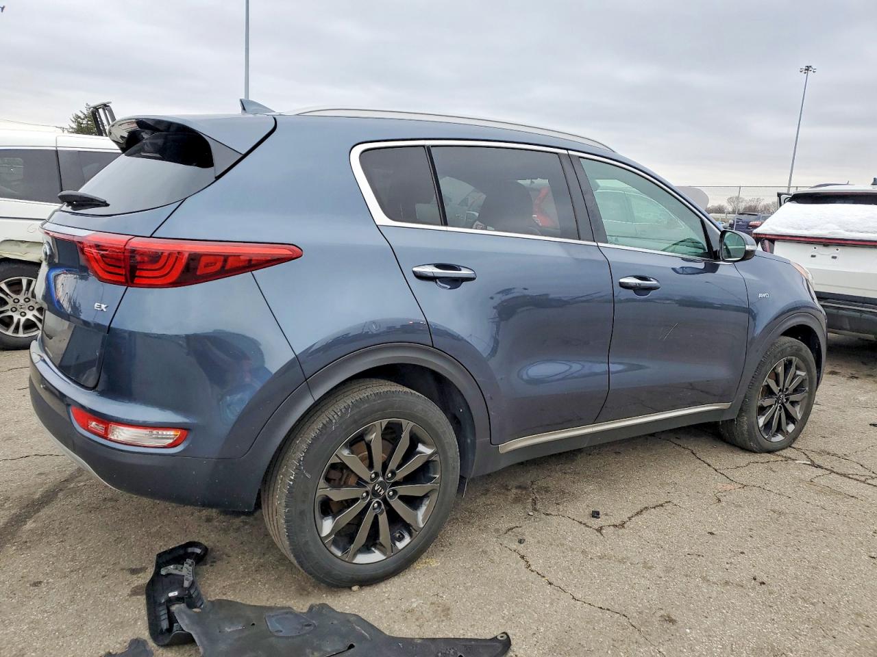 2018 KIA SPORTAGE EX photo 3