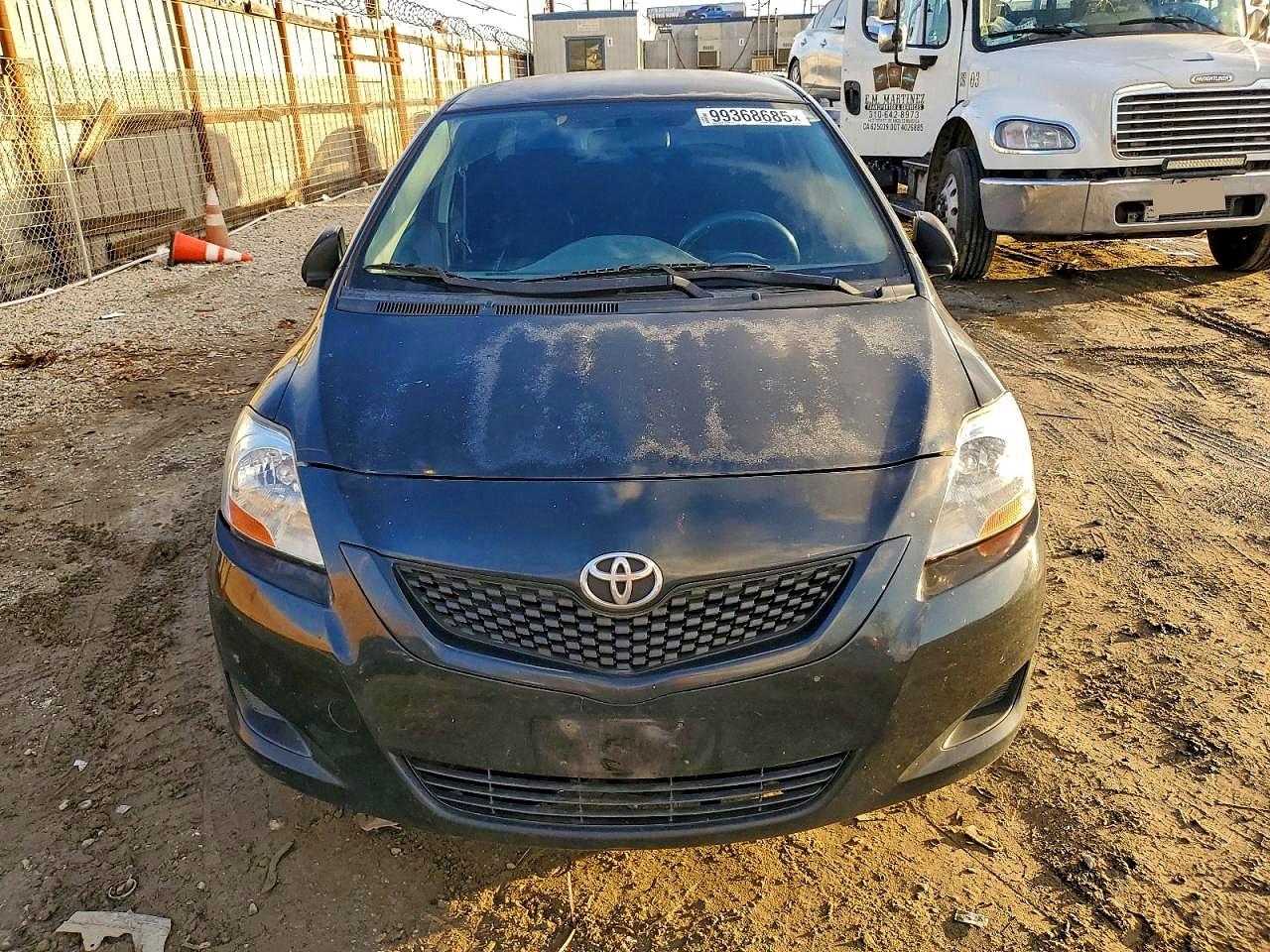 2010 TOYOTA YARIS photo 9