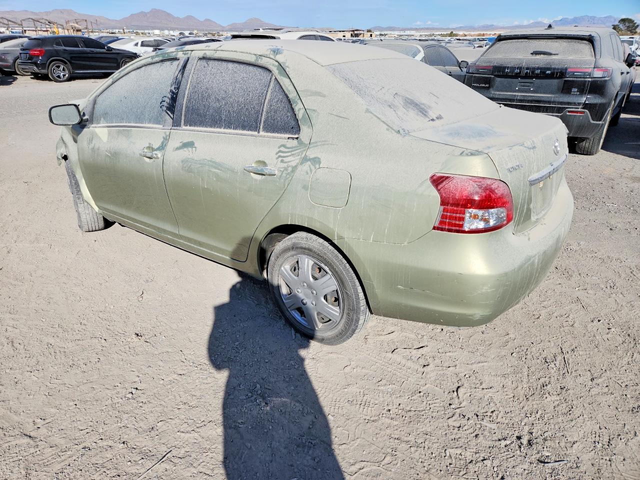 2008 TOYOTA YARIS photo 2