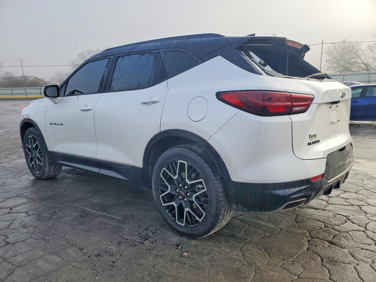 2025 CHEVROLET BLAZER RS photo 2