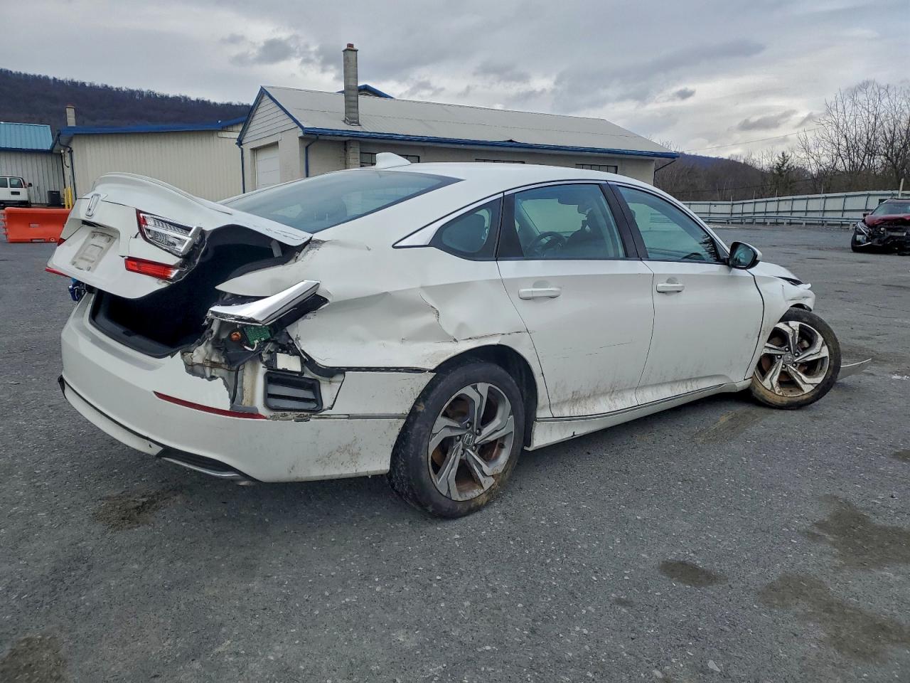 2018 HONDA ACCORD EX photo 7
