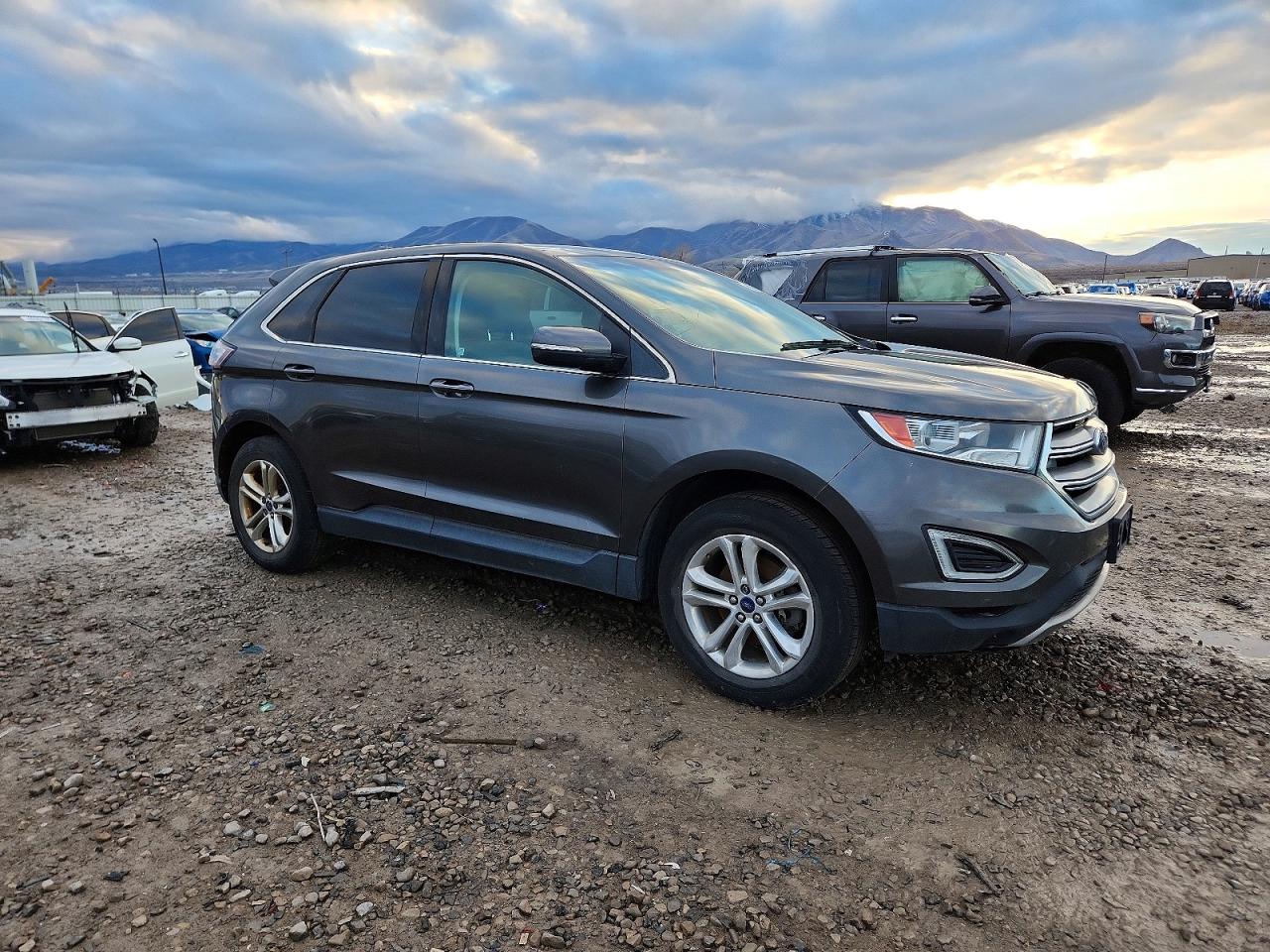 2016 FORD EDGE SEL photo 4