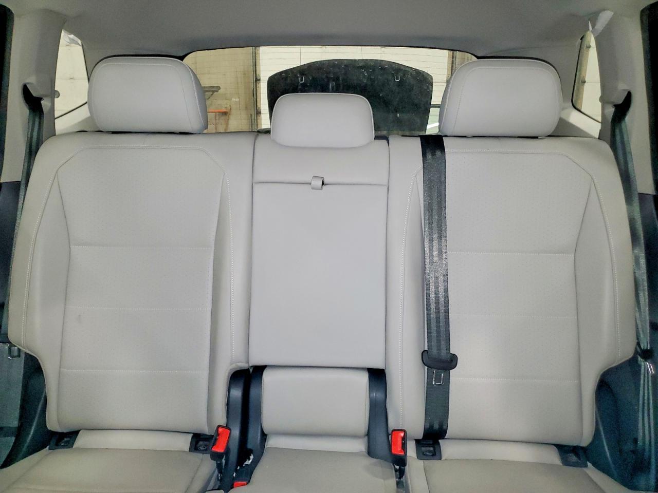 2020 VOLKSWAGEN TIGUAN SE photo 10