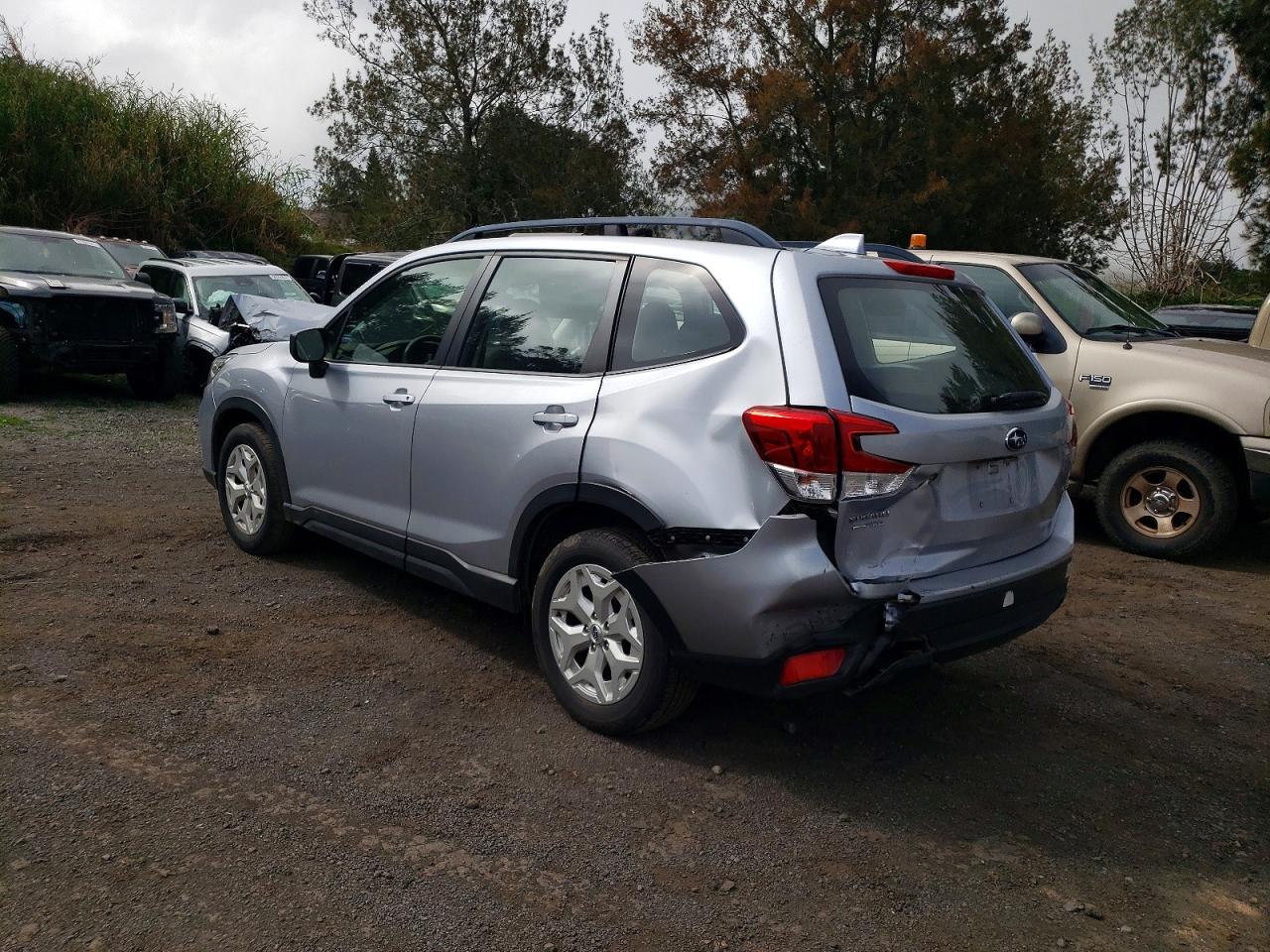 2020 SUBARU FORESTER photo 2