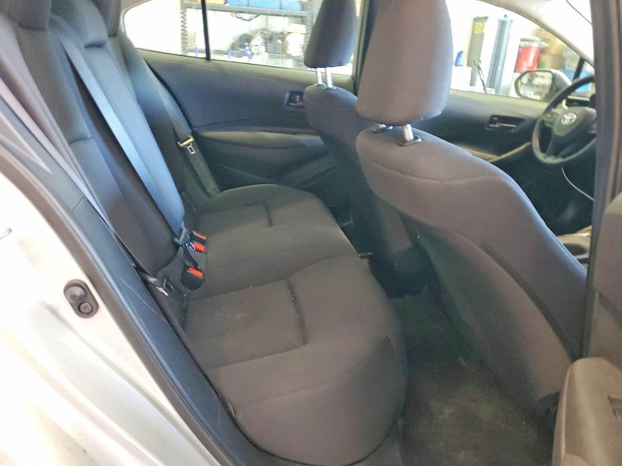 2024 TOYOTA COROLLA LE photo 10