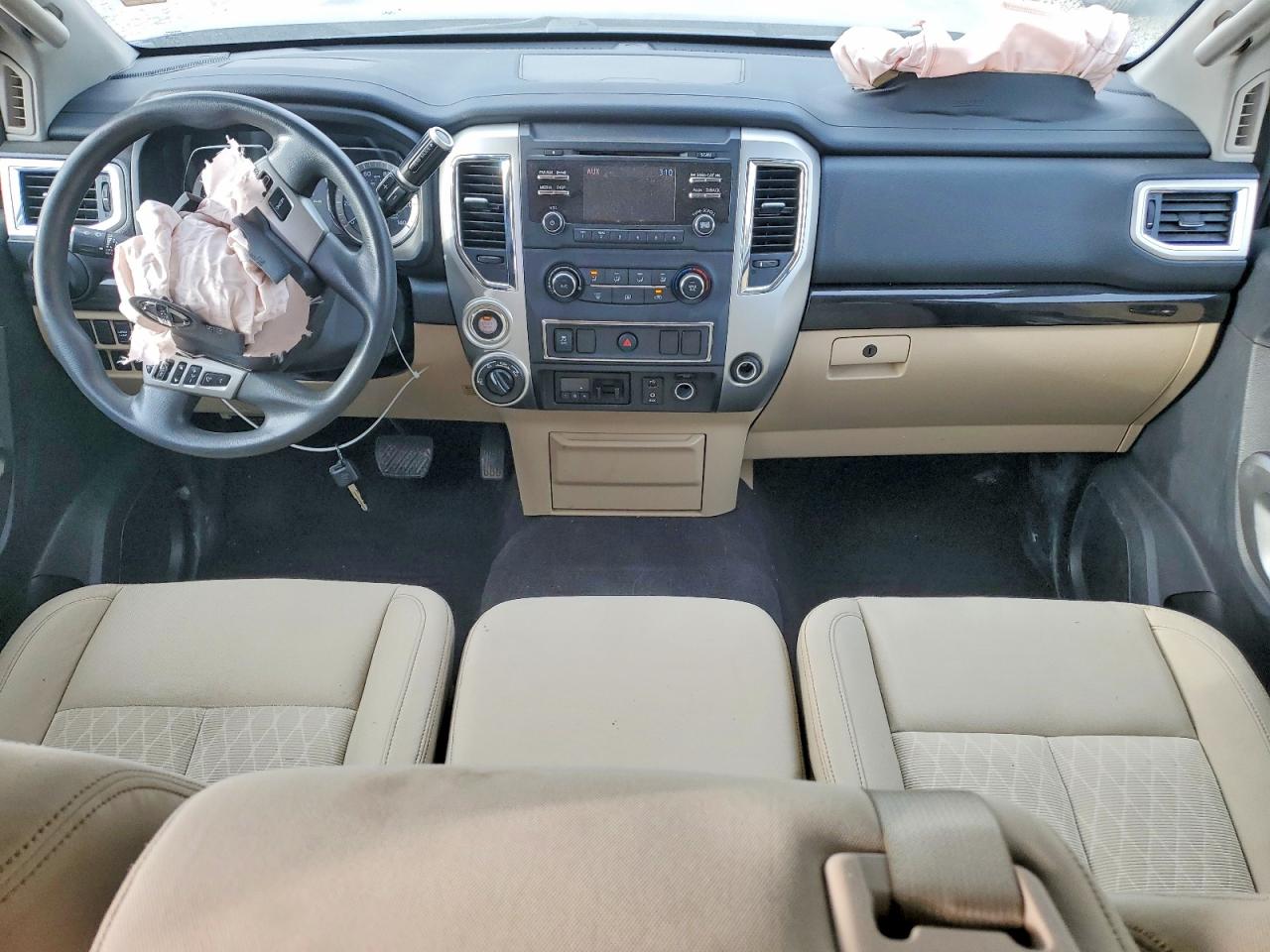 2017 NISSAN TITAN XD S photo 8