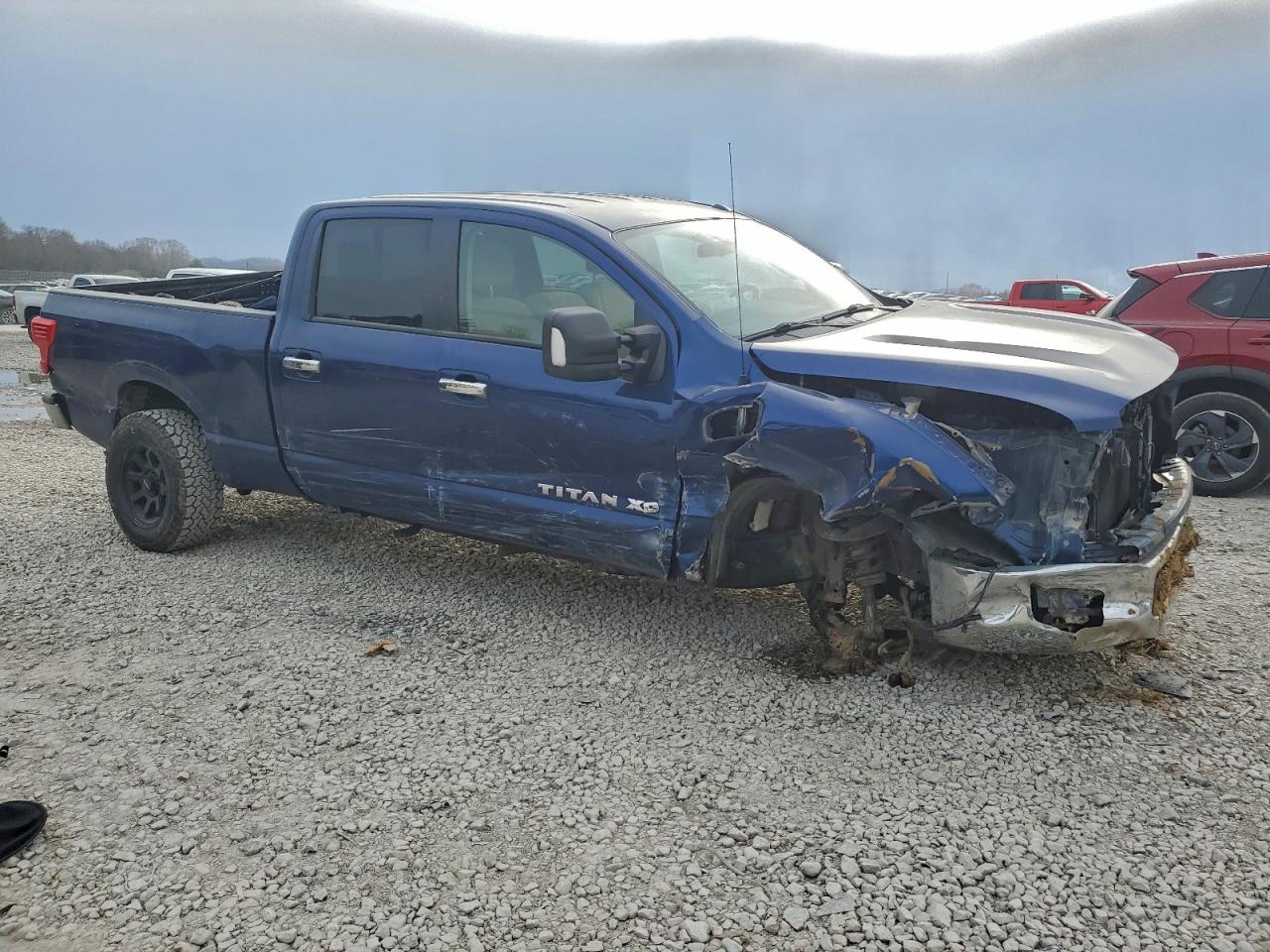 2017 NISSAN TITAN XD S photo 4