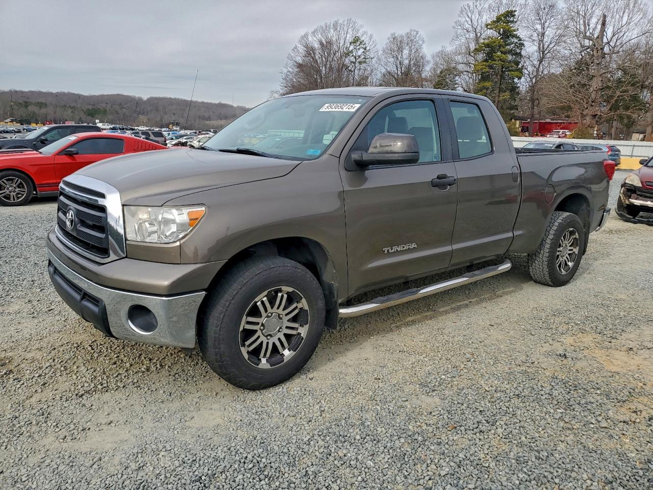 2013 TOYOTA TUNDRA