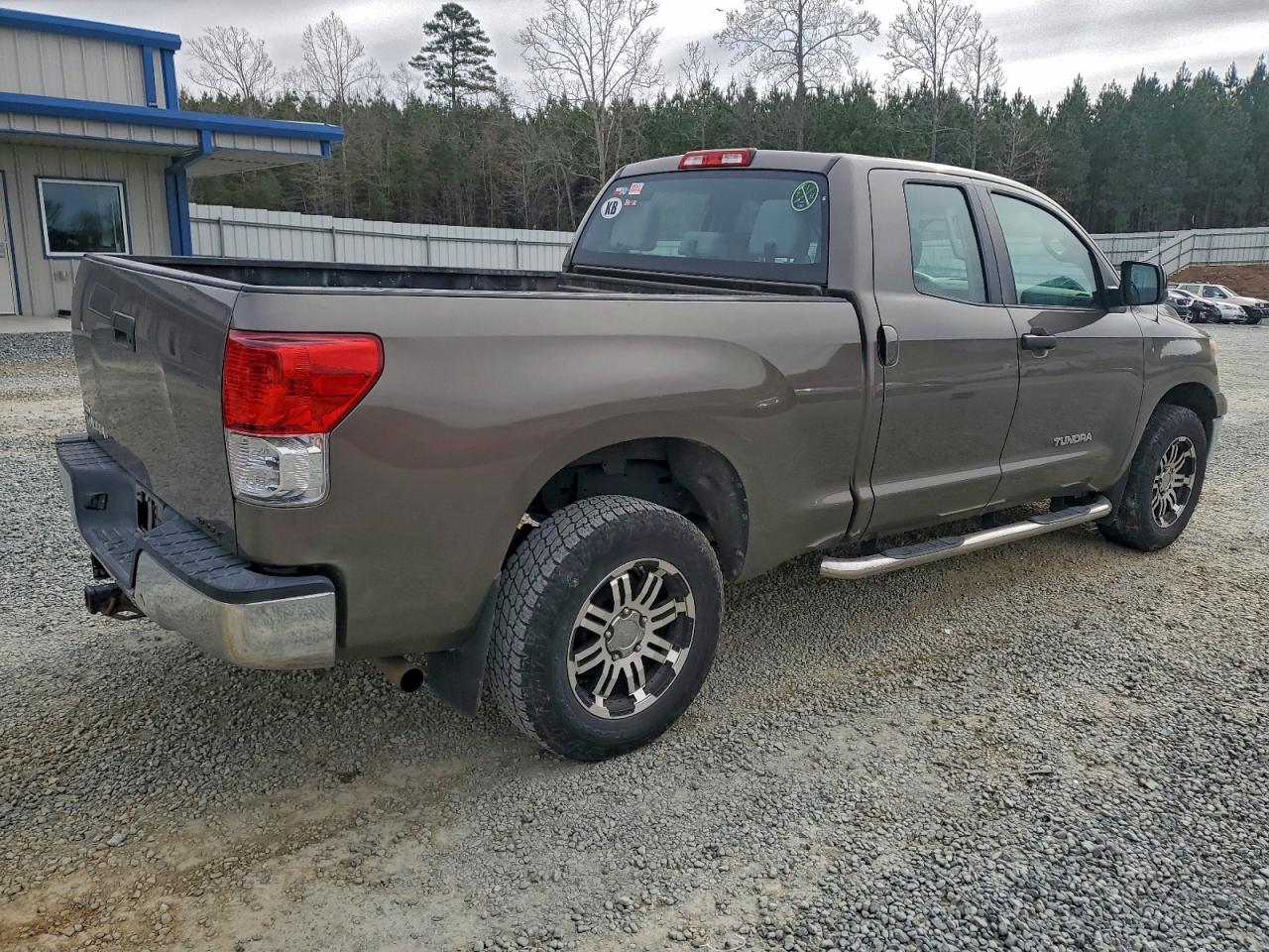 2013 TOYOTA TUNDRA DOUBLE CAB SR5 photo 3