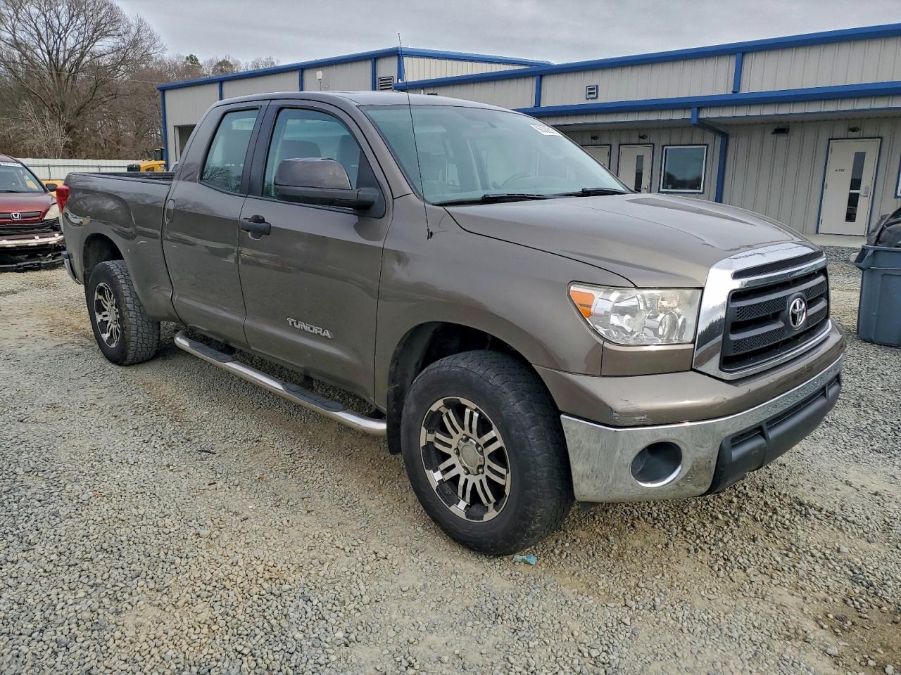 2013 TOYOTA TUNDRA DOUBLE CAB SR5 photo 4