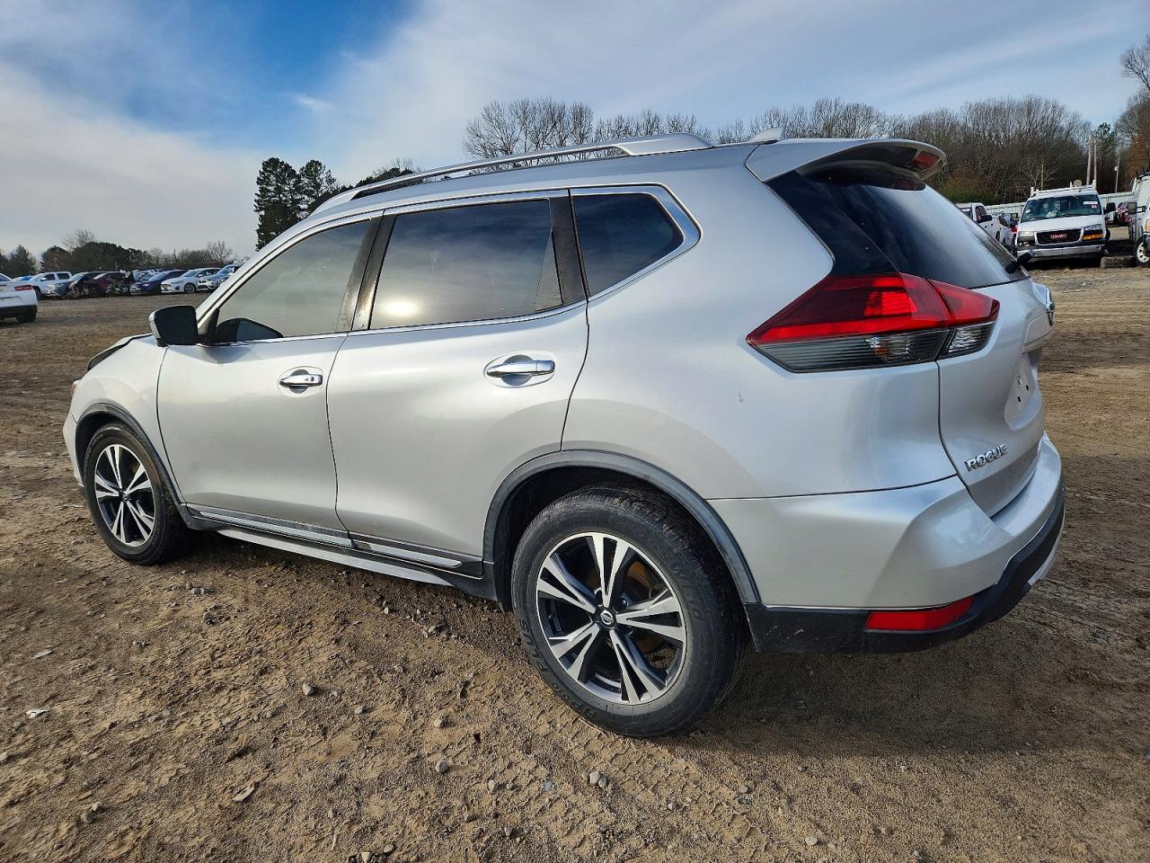 2018 NISSAN ROGUE SL photo 2