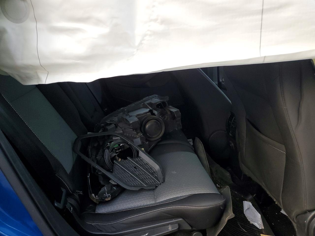 2017 FORD ESCAPE SE photo 11