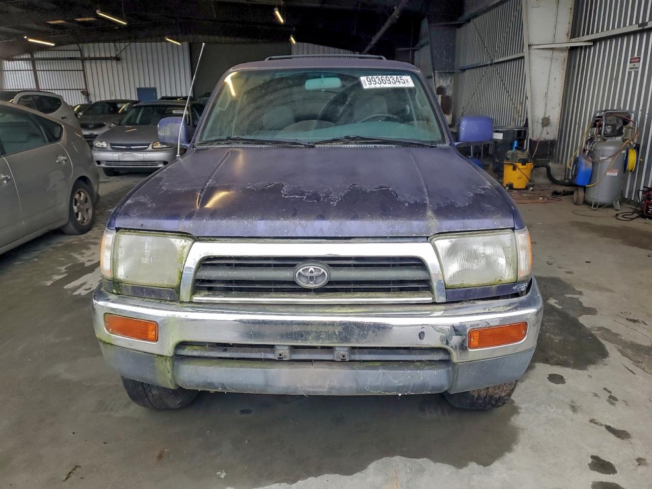 1997 TOYOTA 4RUNNER SR5 photo 5