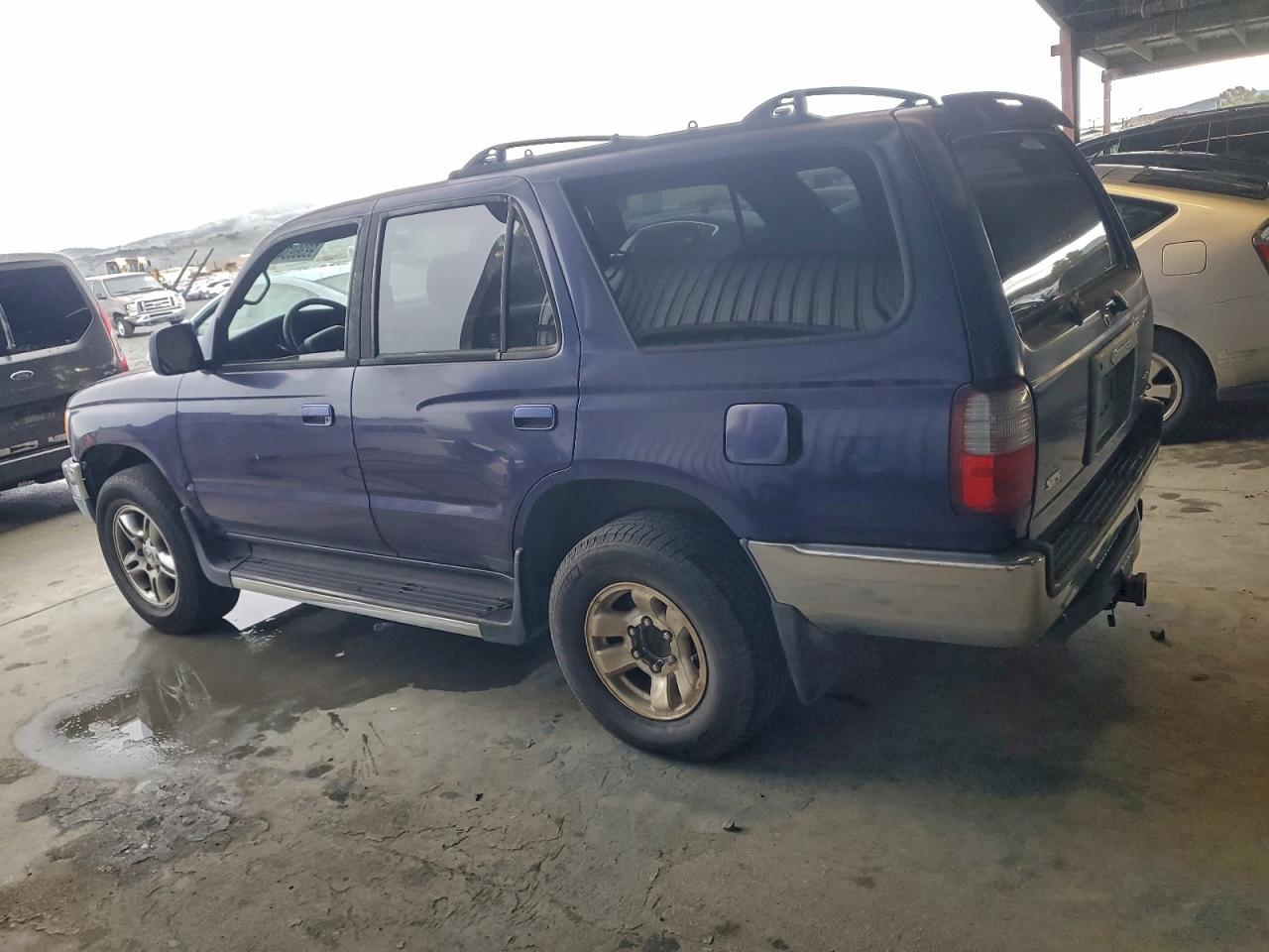 1997 TOYOTA 4RUNNER SR5 photo 2